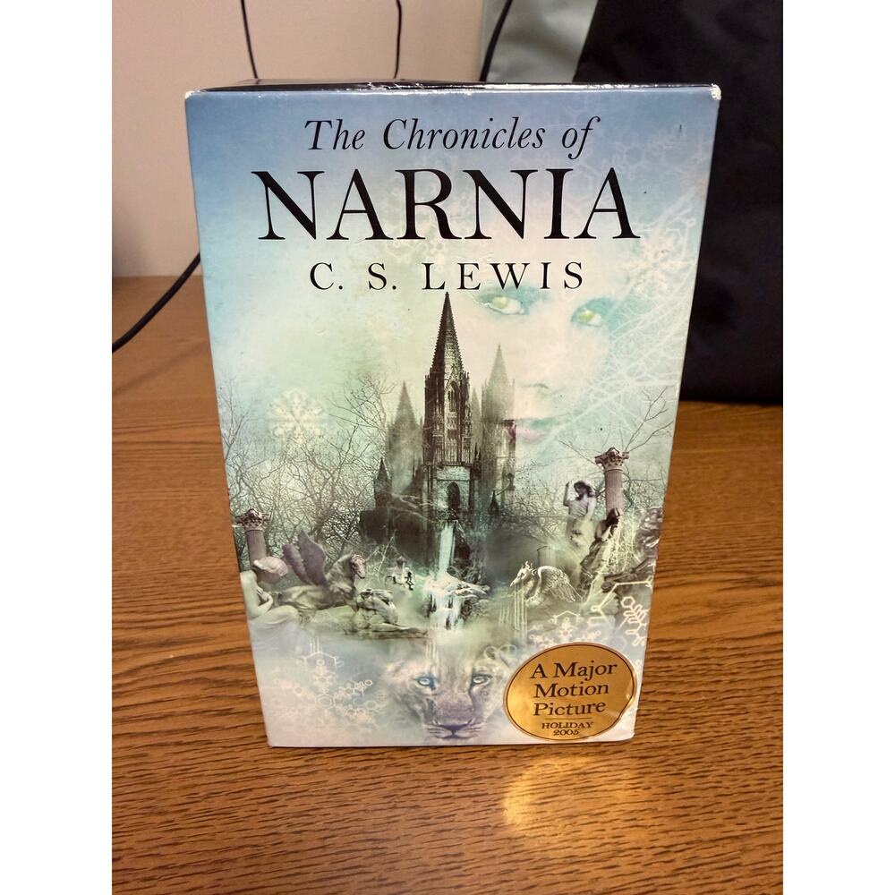 C.S. Lewis. The Chronicles of Narnia Set (2002)